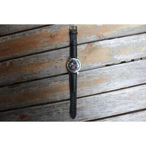 Vintage 1975 Camy Disney Manual Mens Silver Watch W/Leather Strap & Red accents